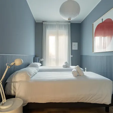 Isola - Menabrea - Moderno Trilocale Di Design 米兰
